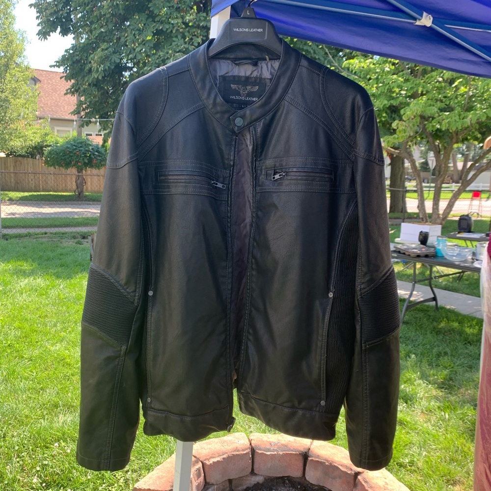 Men’s leather jacket large